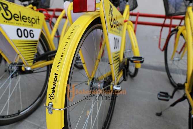 Akhisar’da İlk Kez Ücretsiz Kiralık Bisiklet Dönemi