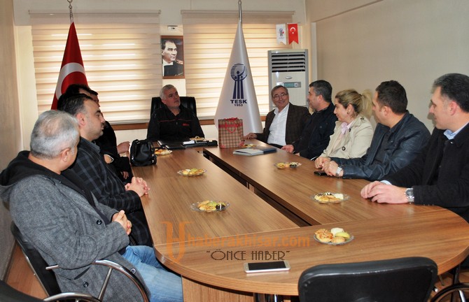 Erol Boşnak ve meclis üyeleri oda ziyaretlerine devam ediyor