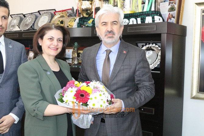 İyi Parti’den Akhisar Belediye Başkanı Salih Hızlı’ya ziyaret