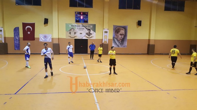 Futsal turnuvasında final grubu şekilleniyor
