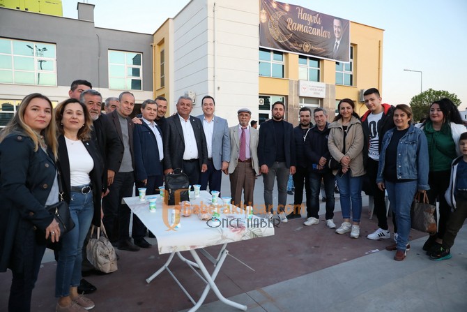 Akhisar Belediyesi İftar Sofrası Ulucami’de Kuruldu