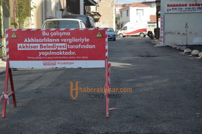 Akhisar Belediyesi, Asfalt Çalışmalarına Son Sürat Devam Ediyor