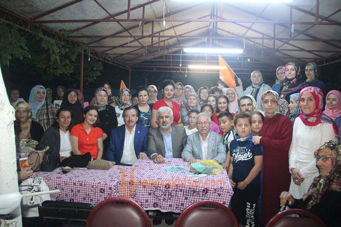 AK Parti Manisa Milletvekili Uğur Aydemir, Zeytinliova Mahallesinde