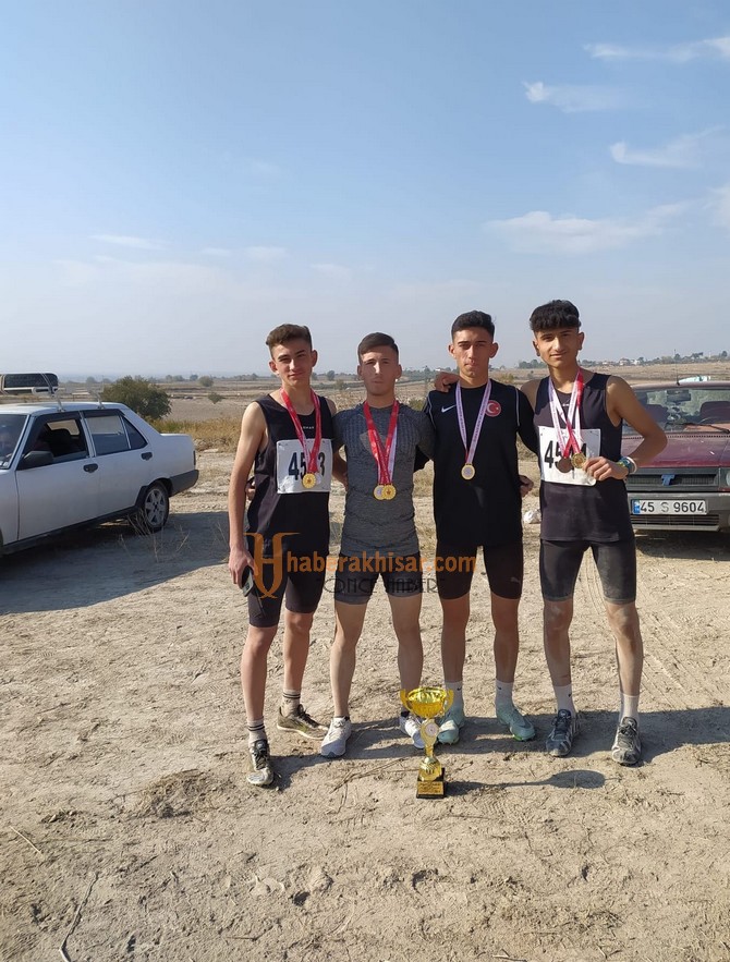 Akhisarlı Atletler Çeyrek Finalden Şampiyonlukla Döndüler