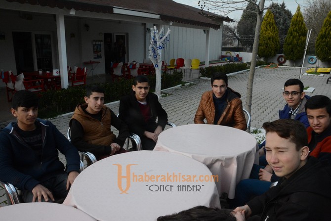 Hilaliye Kuran Kursu öğrencileri, Down Cafe'yi ziyaret etti