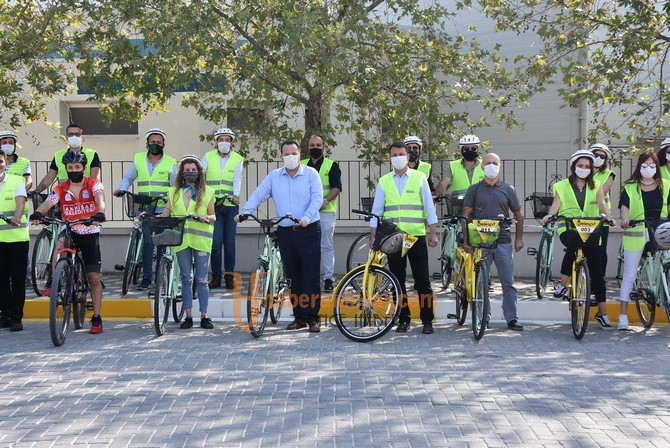 Akhisar’ın İlk Bisiklet Yolu Açıldı