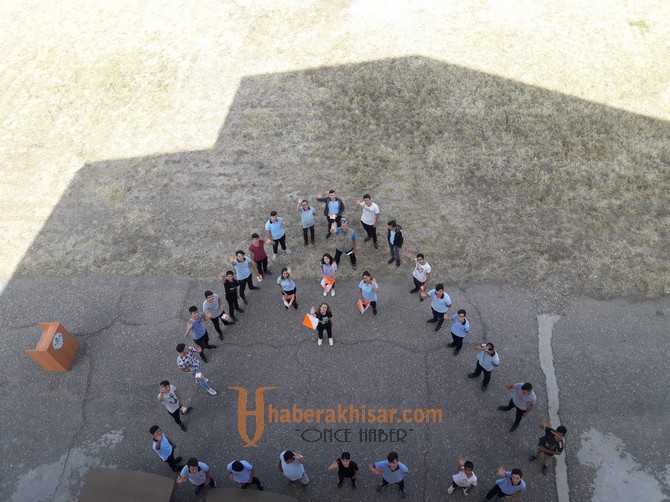 İOF Dünya Oryantiring Gününün Kapak Fotoğrafını, Akhisar’daki Etkinlikten Seçti