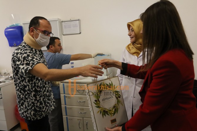 Başkan Vekili Ruhan Tatlıdil, Diş Hekimleri gününü kutladı