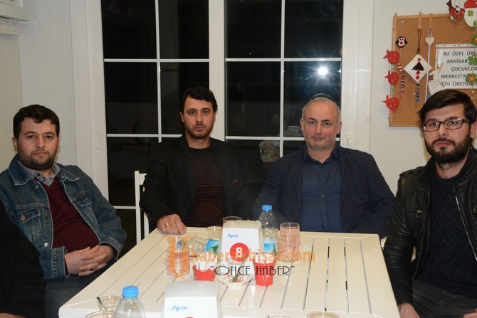 İsmail Ataç, Down Cafe'yi ziyaret etti