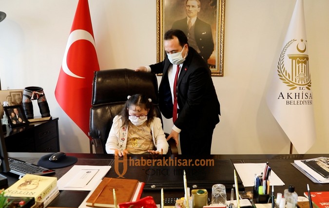 Down Sendromlu Meryem, Akhisar Belediye Başkanı oldu