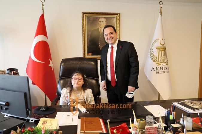 Down Sendromlu Meryem, Akhisar Belediye Başkanı oldu