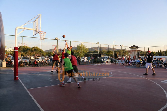 Sokak Basketbol Turnuvasında Finaller Bugün Yapılacak