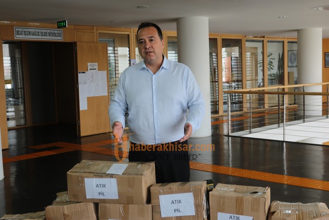 Akhisar Belediyesi, 250 Kilo Atık Pil Topladı