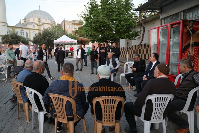 Akhisar Belediyesi İftar Sofrası Cumhuriyet Ve Hacıishak’da Kuruldu