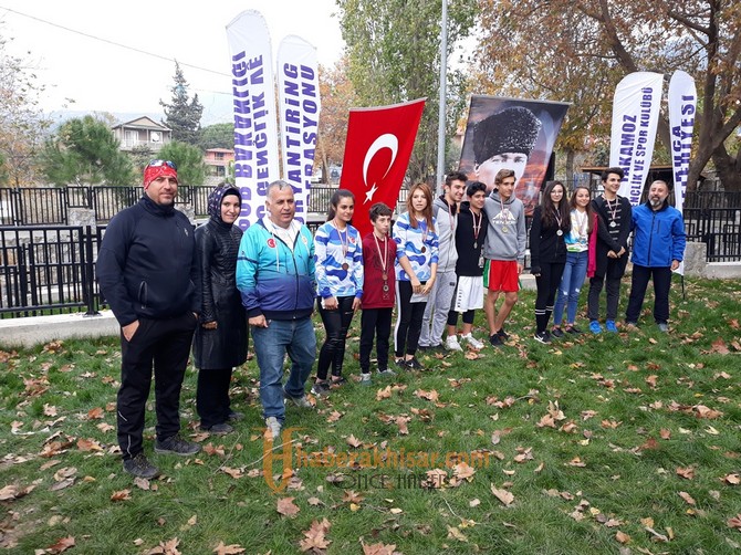 Akhisar Gücü S.K. İzmir’den 13 Madalya İle Döndü