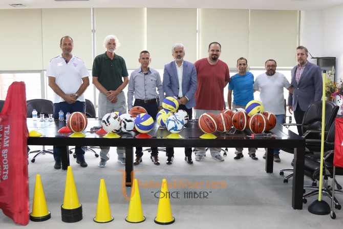 Akhisar Belediyesi’nden Akhisargücü Spor Kulübüne destek