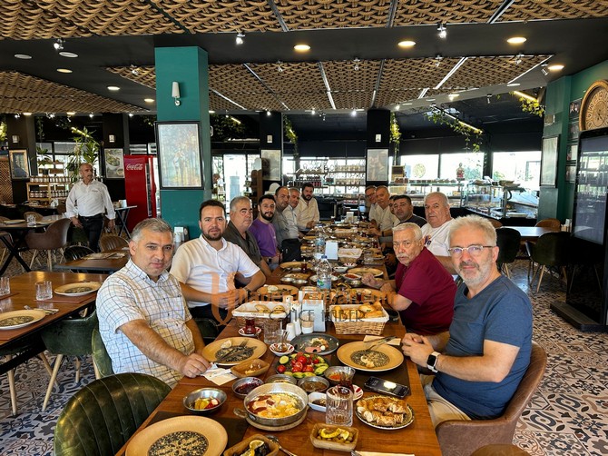 Gülbeyaz Ziyafet Restoran Basın Bayramını Kutladı