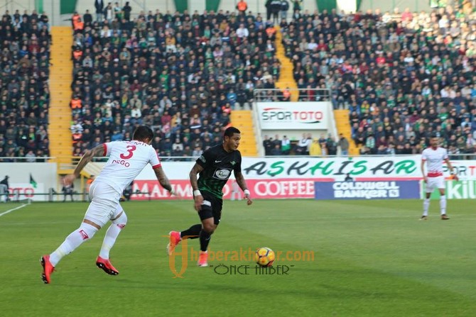 T.M. Akhisarspor; 1 - Antalyaspor; 1