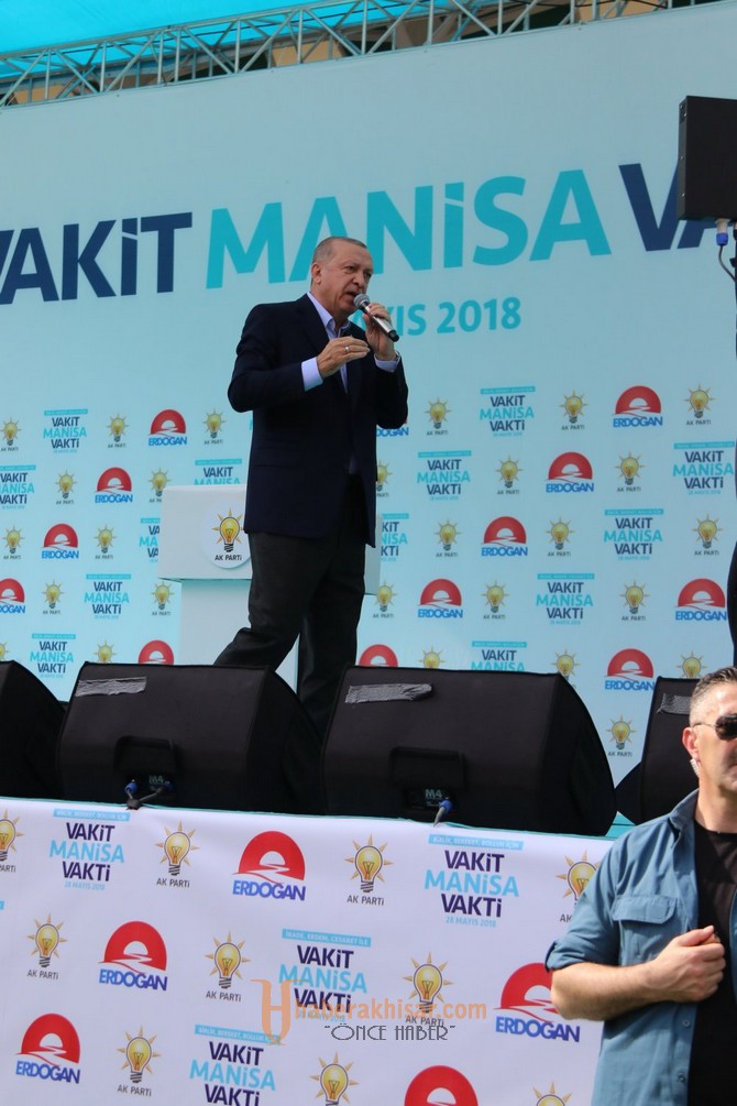 Cumhurbaşkanı Erdoğan Akhisar Halkına Seslendi