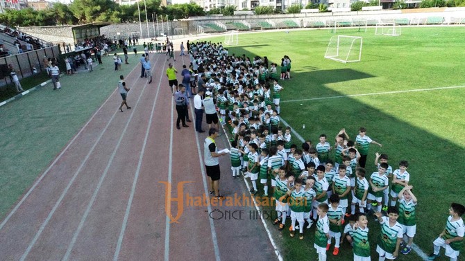 Akhisar Belediyesi yaz spor okulu sona erdi