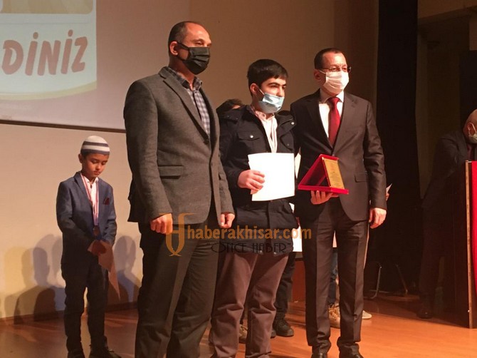 Genç Sâda Kur’an-I Kerim’i Güzel Okuma Yarışması’na Akhisar Damga Vurdu
