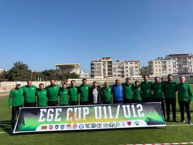 11 ve 12 yaş Ege Cup turnuvası sona erdi