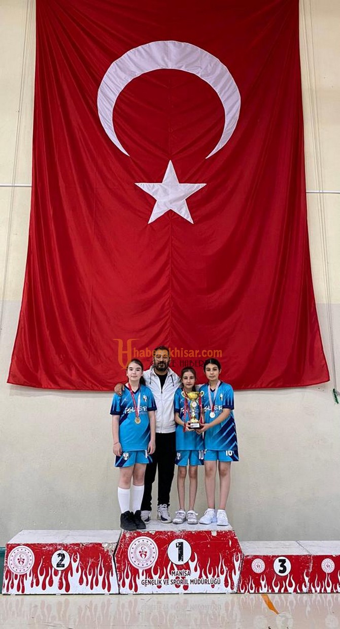 Atatürk Ortaokulu Masa Tenisinde İl Birincisi Oldu
