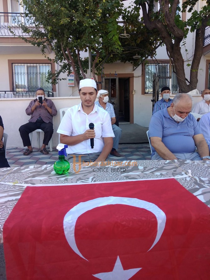 Akhisar Nur Camii Temel Atma Töreni Gerçekleştirildi
